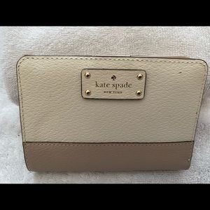 Kate Spade cream/tan wallet